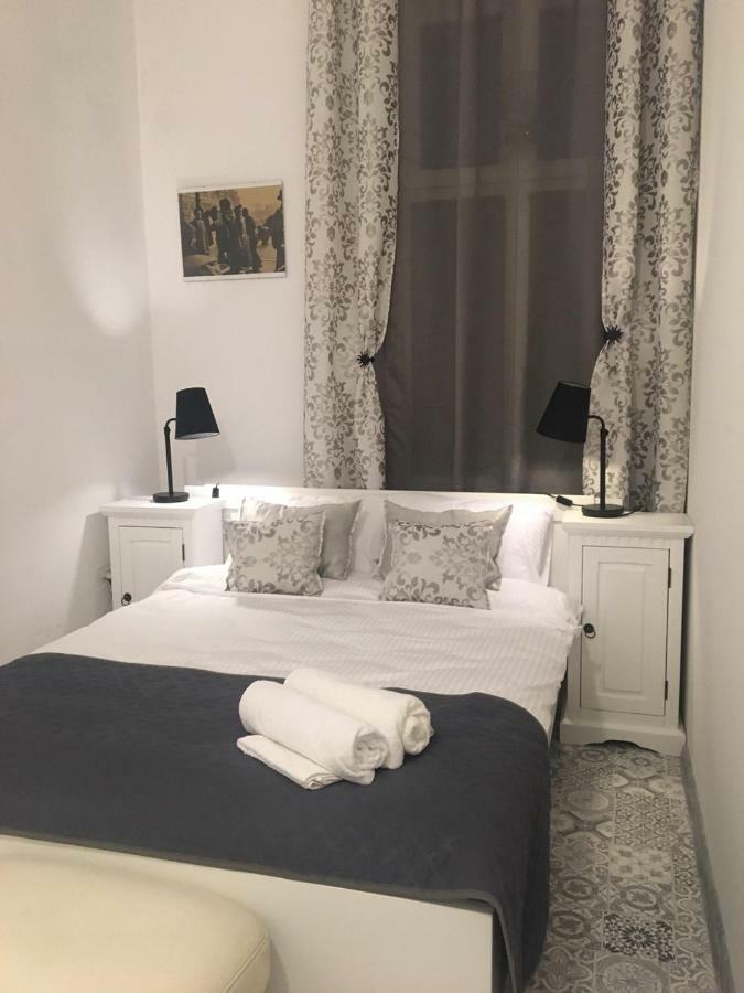كراكوفيا Old Cracow Apartments المظهر الخارجي الصورة