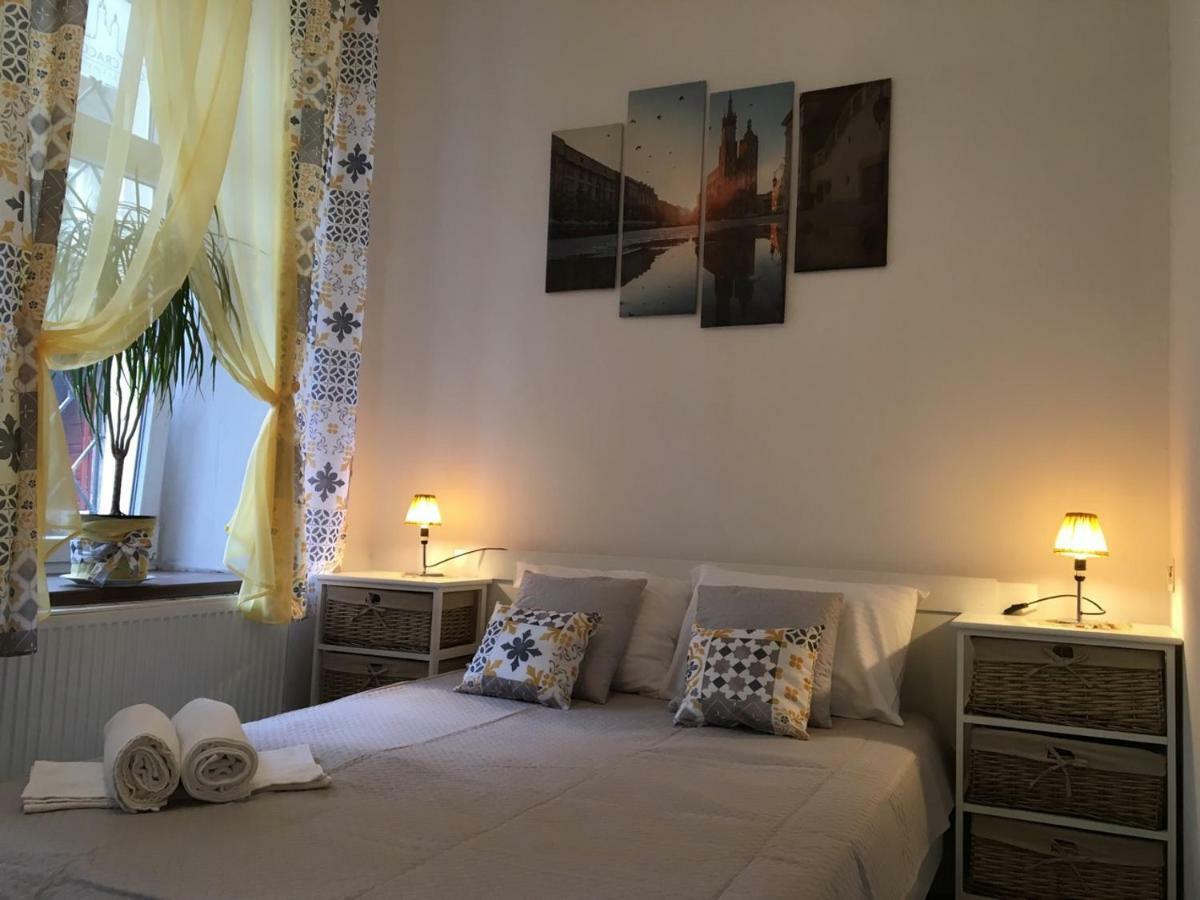 كراكوفيا Old Cracow Apartments المظهر الخارجي الصورة