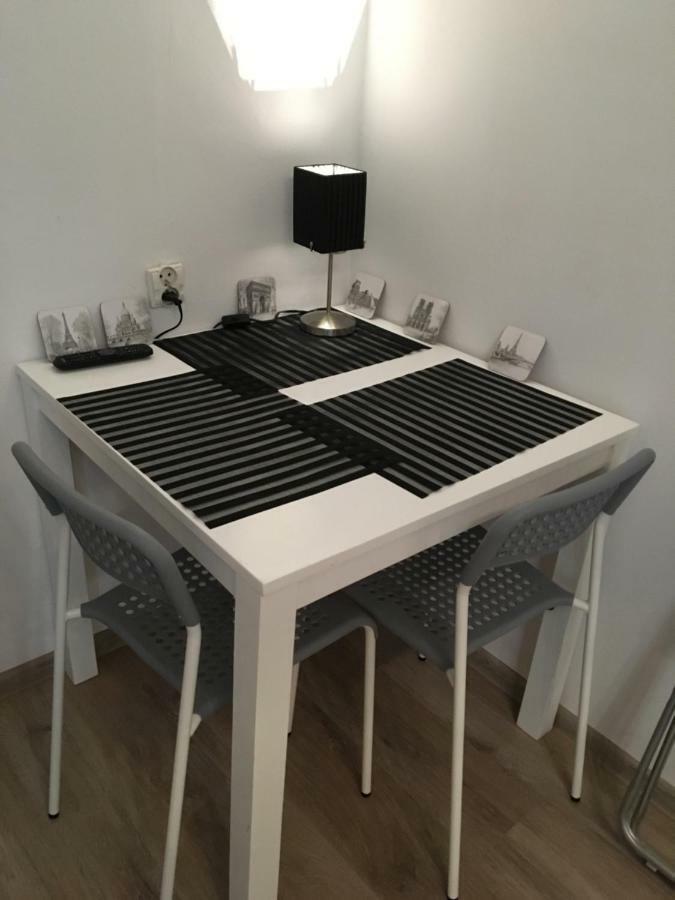 كراكوفيا Old Cracow Apartments المظهر الخارجي الصورة